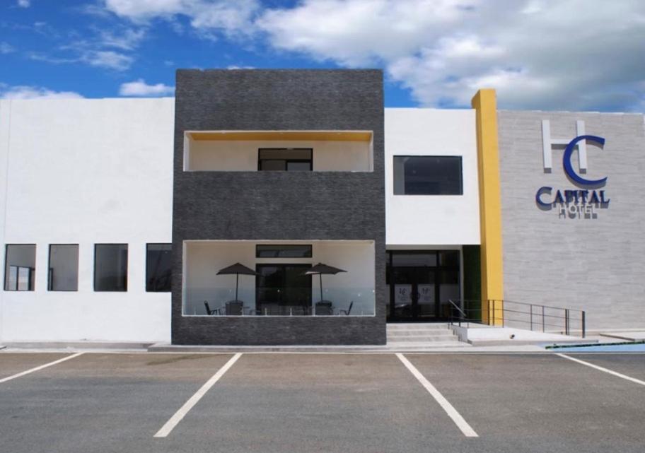 Hotel Capital Frontera Monclova Exterior photo