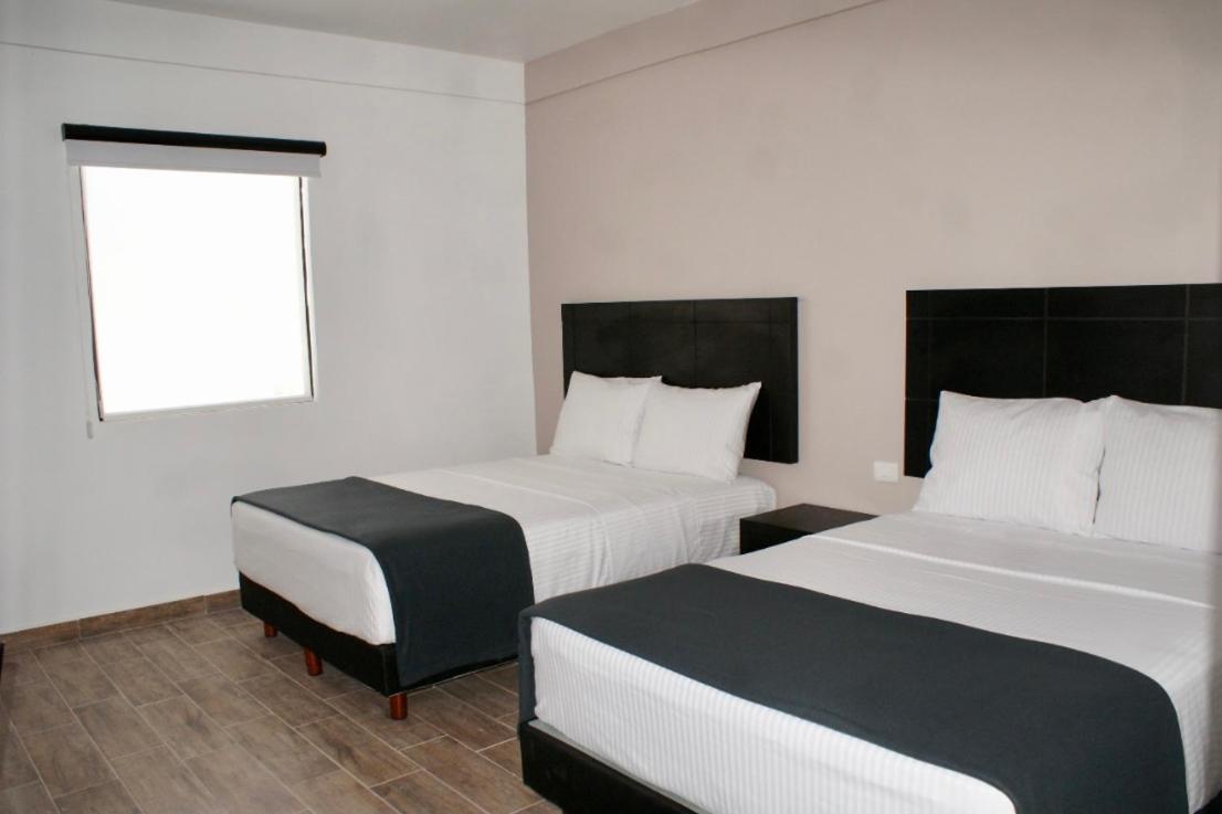 Hotel Capital Frontera Monclova Exterior photo