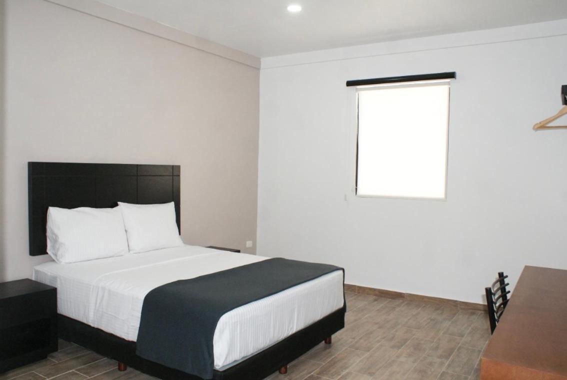 Hotel Capital Frontera Monclova Exterior photo